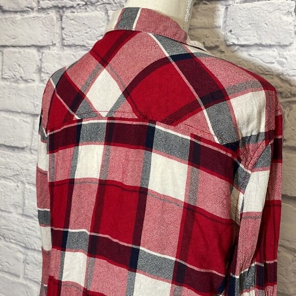 GARAGE Red and White Plaid Button Down Size Small - Picture 6 of 10
